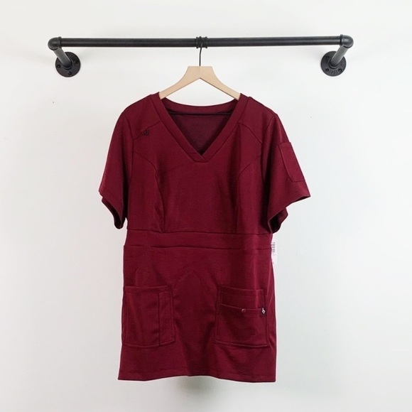 NWT TorridStrong Waistband Short Sleeve Scrub Top In Burgundy - Picture 6 of 10
